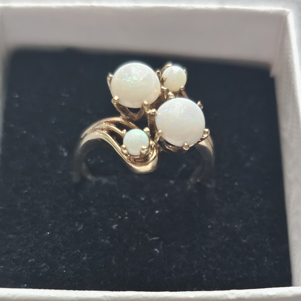 10K Gold Four Stone Opal Ring - Picture 2 of 4